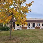 Domaine De La Courbe Hôtel&spa Hotel *