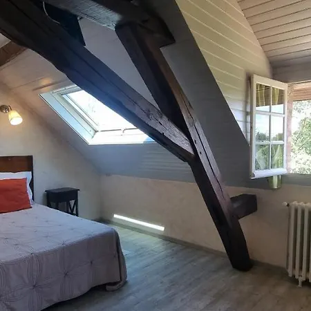 Отель Domaine De La Courbe &