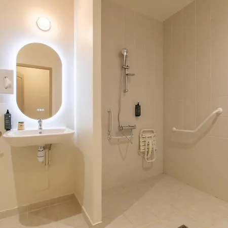 Domaine De La Courbe & Отель Le Lude