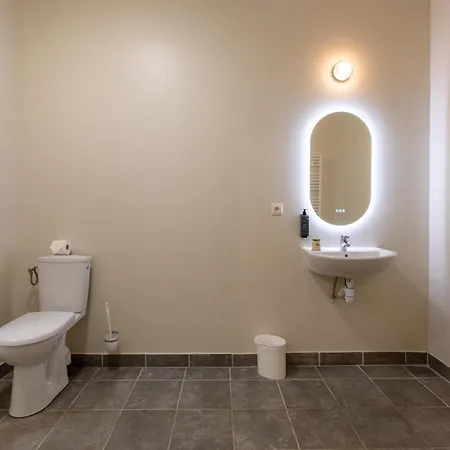 Отель Domaine De La Courbe & Le Lude