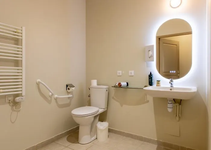 Domaine De La Courbe Hôtel&spa Hotel *