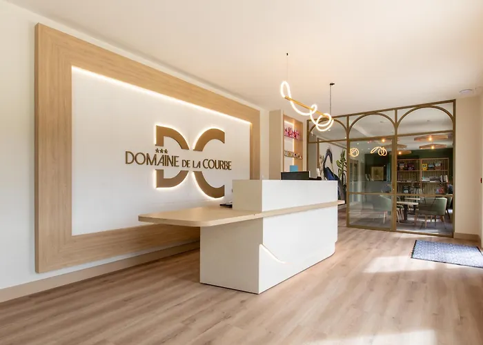 Domaine De La Courbe Hôtel&spa Hotel *